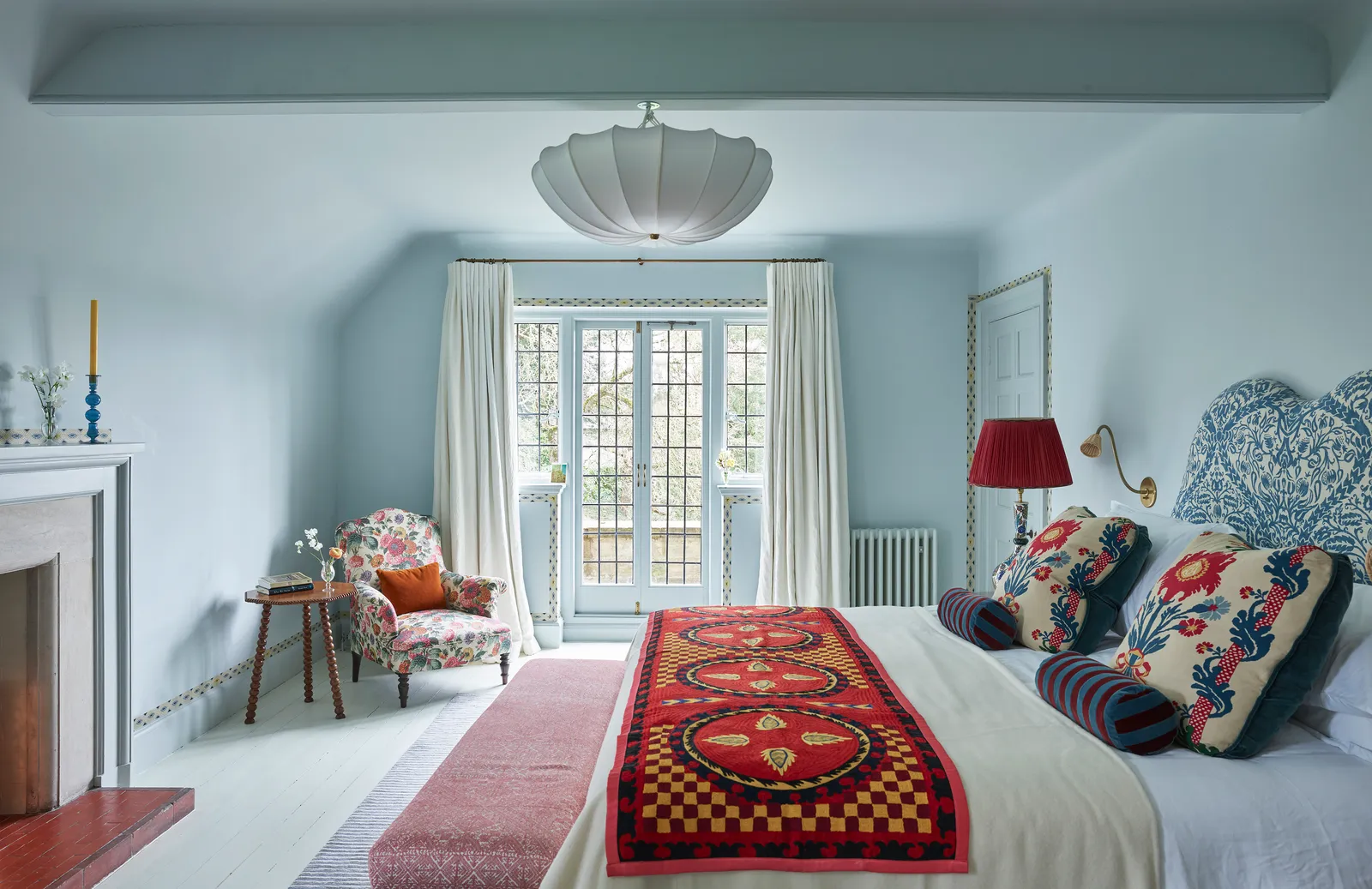 Creating Your Own Wardrobe Essentials at Home
